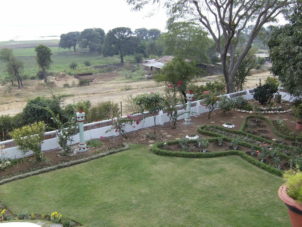 Homestay Jheelam