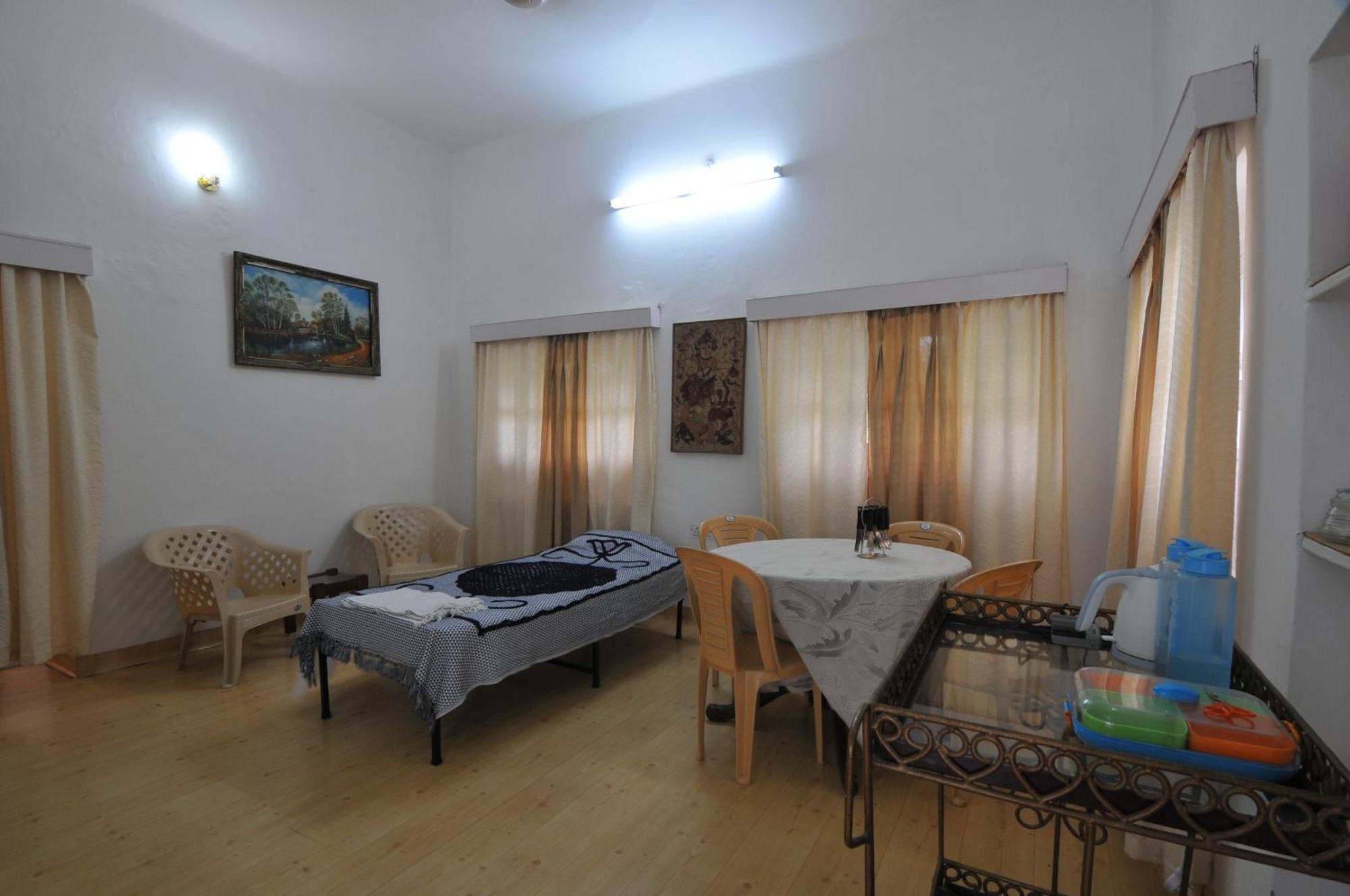 Homestay Jheelam Bhopal
