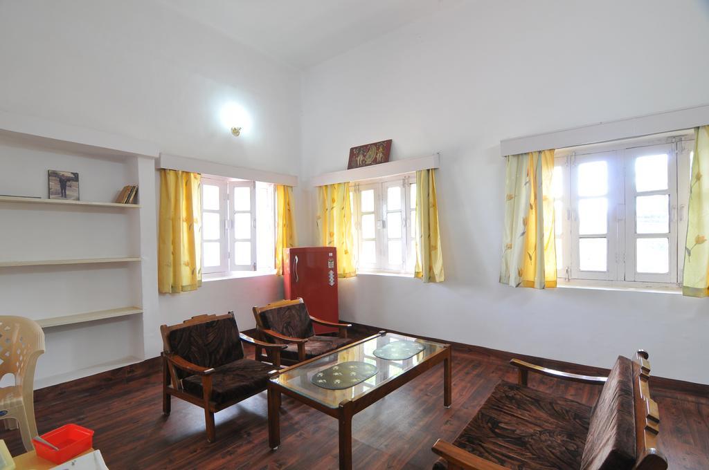 Homestay Jheelam *